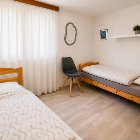 Apartament 4-6 Personnes *